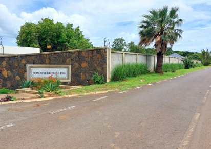 Residential land - 923 m²