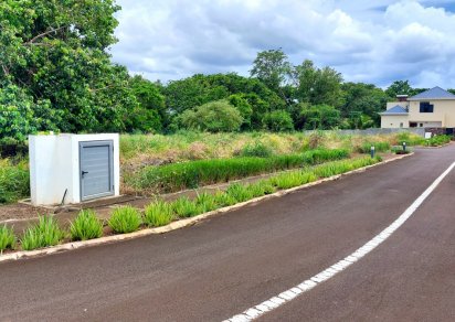 Residential land - 923 m²