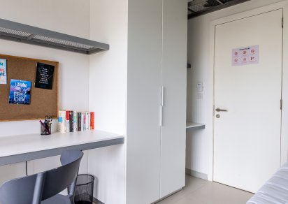 Room - 11 m²