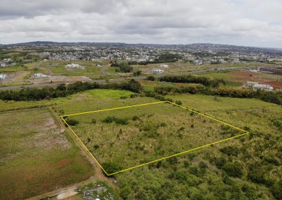 Terrain agricole - 14097 m²