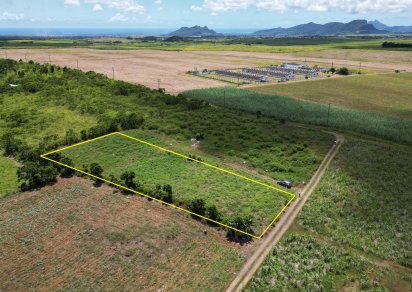 Terrain commercial - 2110 m²