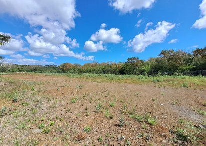 Terrain résidentiel - 1894 m²