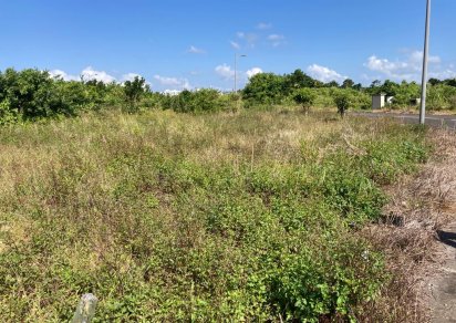 Terrain résidentiel - 684 m²