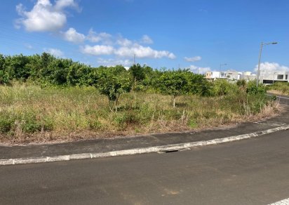 Terrain résidentiel - 684 m²