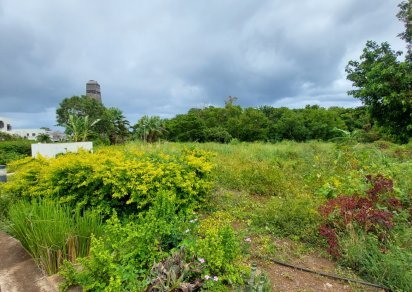 Terrain résidentiel - 766 m²