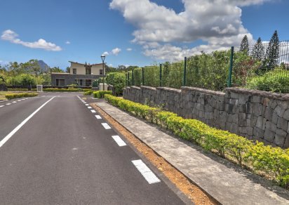 Terrain résidentiel - 799 m²