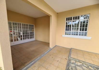 Townhouse / Duplex - 12 Bedrooms - 500 m²
