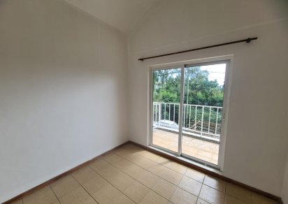 Townhouse / Duplex - 12 Bedrooms - 500 m²