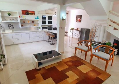 Townhouse / Duplex - 3 Bedrooms - 200 m²