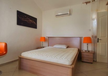 Townhouse / Duplex - 3 Bedrooms - 200 m²