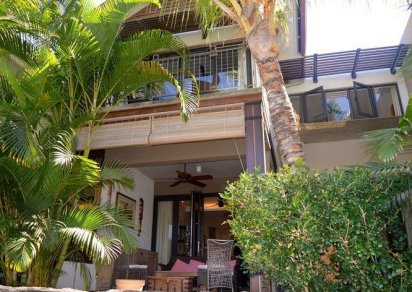Townhouse / Duplex - 3 Bedrooms - 212 m²