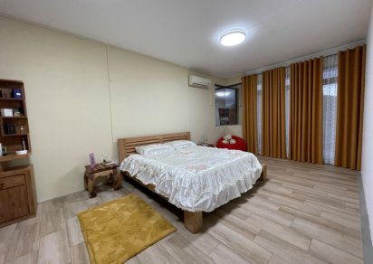 Townhouse / Duplex - 3 Bedrooms - 217 m²