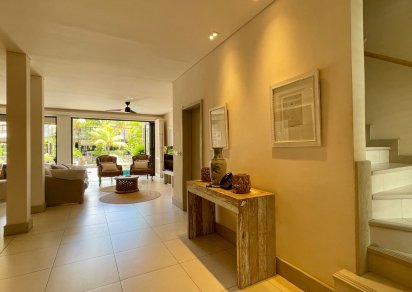 Townhouse / Duplex - 3 Bedrooms - 250 m²