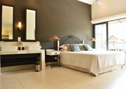 Townhouse / Duplex - 3 Bedrooms - 250 m²