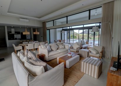 Townhouse/Duplex - 4 chambres - 304 m²