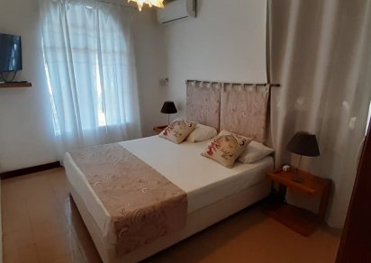 Villa - 6 Persons