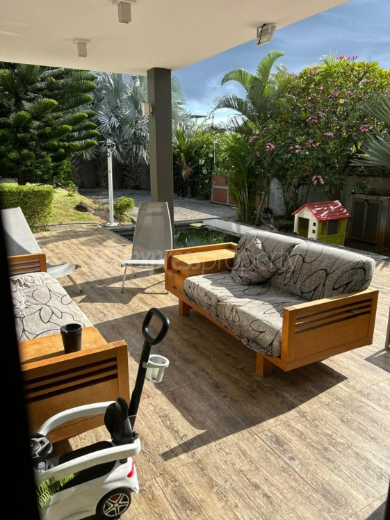 House / Villa Buy in Albion 13,000,000 rupees Lexpress Property