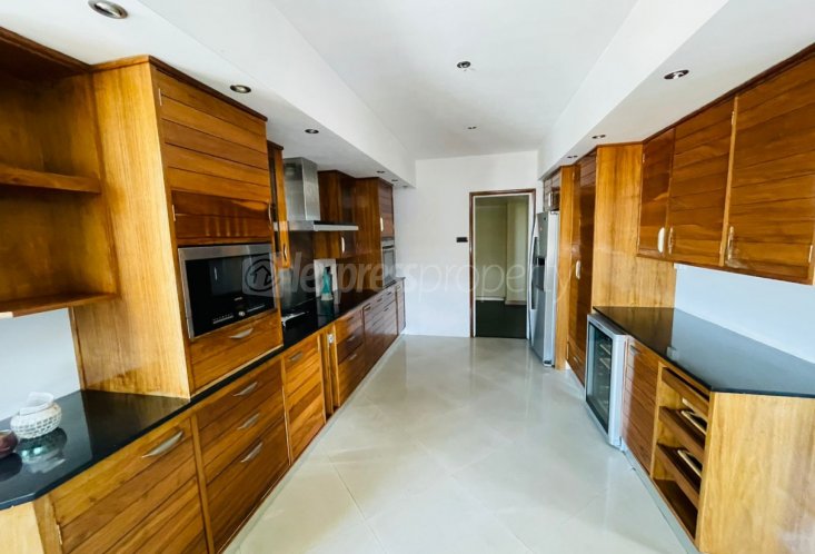Apartment - 3 Bedrooms - 149 m²