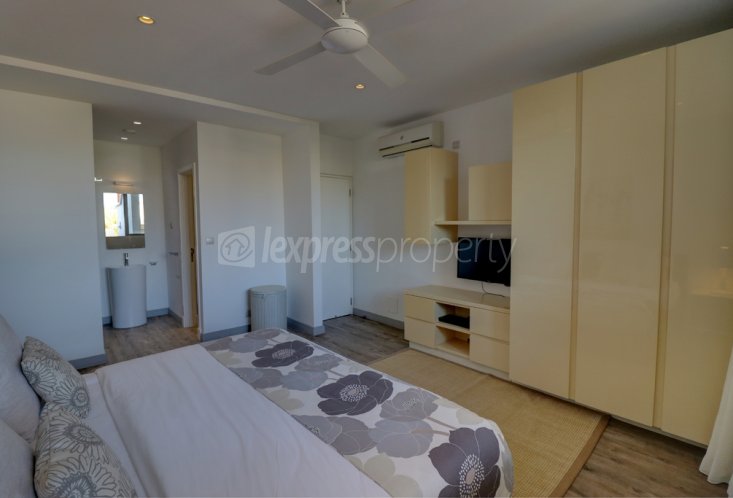 Apartment - 3 Bedrooms - 165 m²