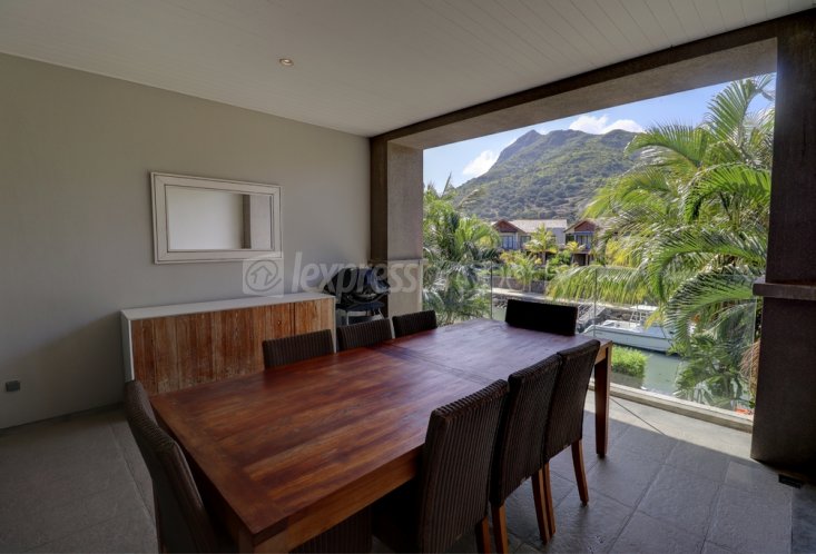 Apartment - 3 Bedrooms - 165 m²