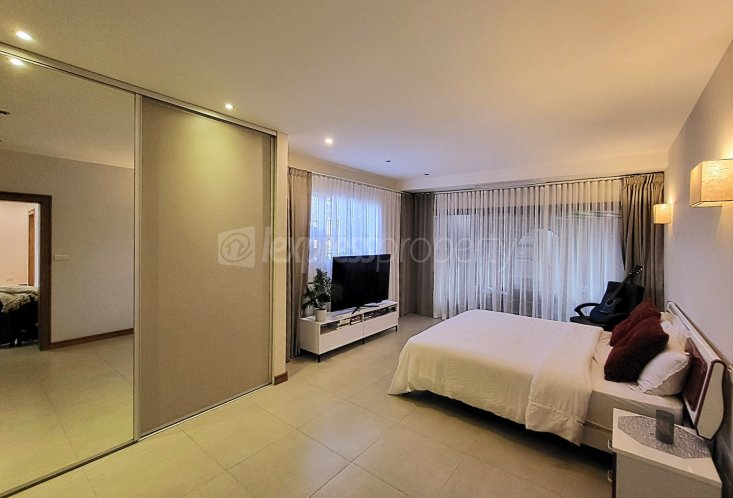 Apartment - 3 Bedrooms - 170 m²