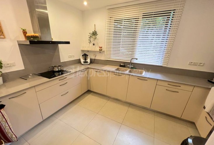 Apartment - 3 Bedrooms - 170 m²