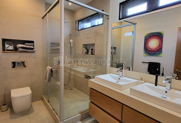 Apartment - 3 Bedrooms - 170 m²