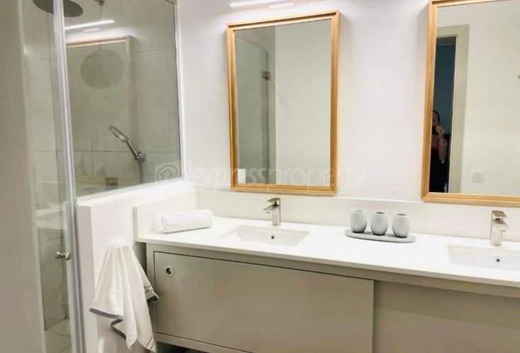 Apartment - 3 Bedrooms - 177 m²