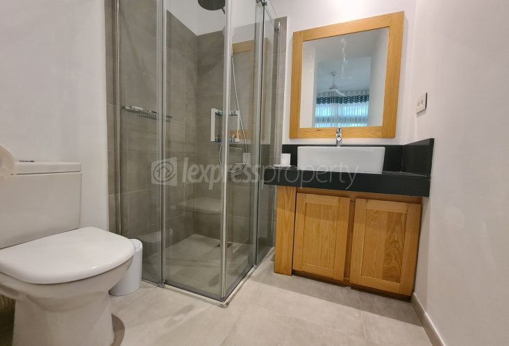 Apartment - 3 Bedrooms - 179 m²