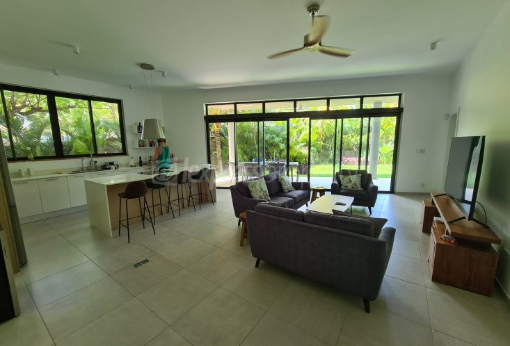 Apartment - 3 Bedrooms - 179 m²