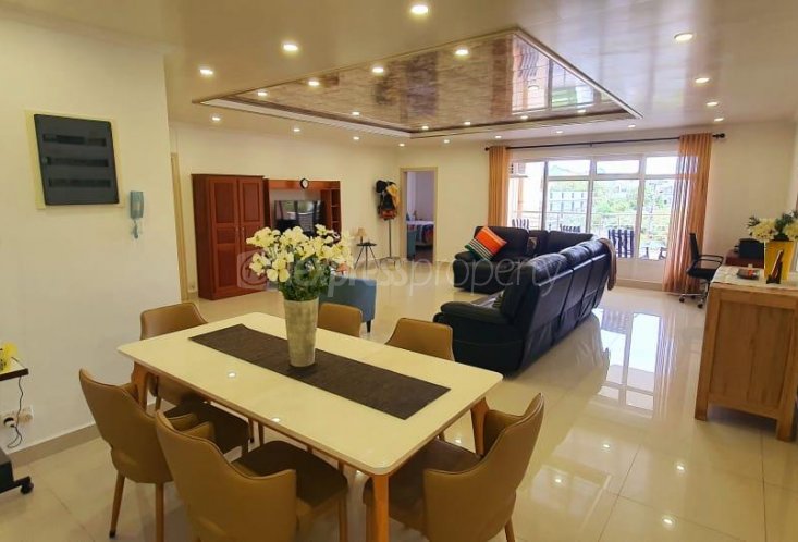 Apartment - 3 Bedrooms - 186 m²