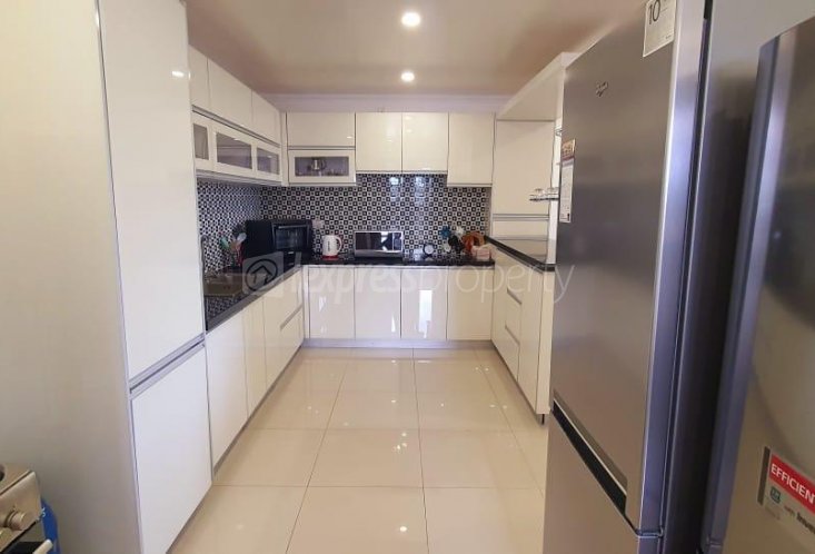 Apartment - 3 Bedrooms - 186 m²
