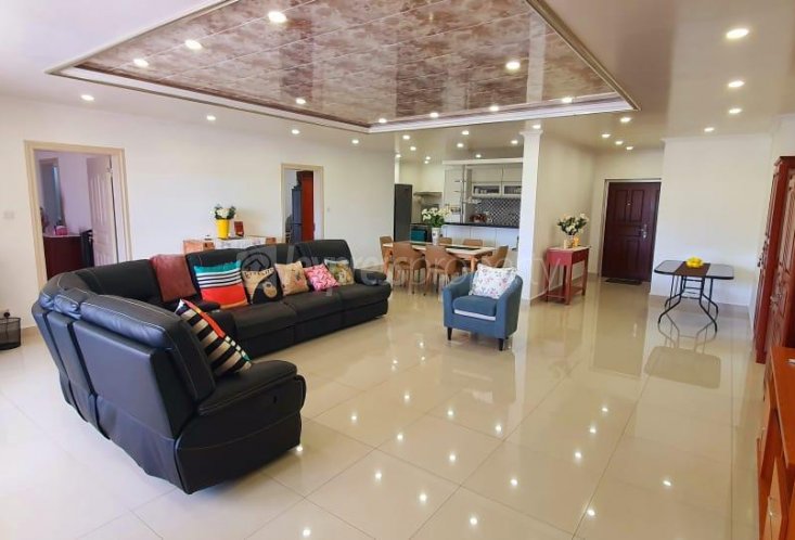 Apartment - 3 Bedrooms - 186 m²