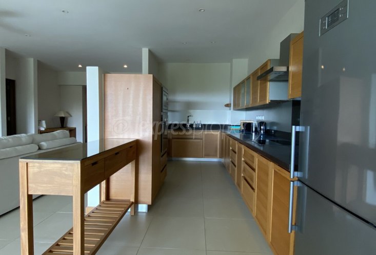 Apartment - 3 Bedrooms - 195 m²
