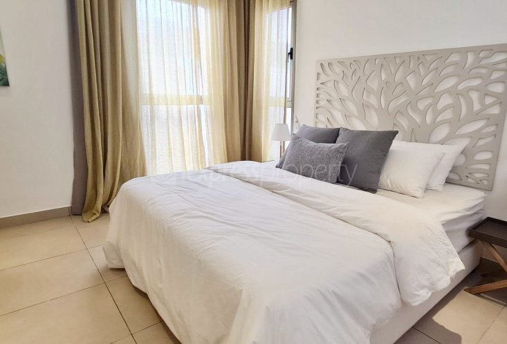 Apartment - 3 Bedrooms - 218 m²