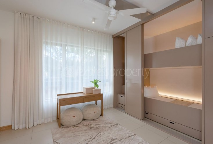 Apartment - 3 Bedrooms - 225 m²