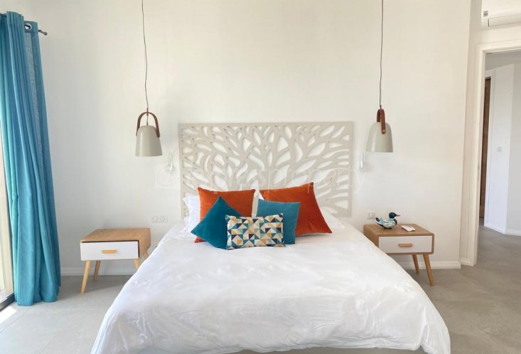 Apartment - 3 Bedrooms - 230 m²