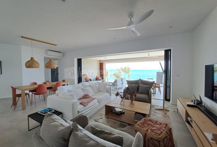 Apartment - 3 Bedrooms - 230 m²