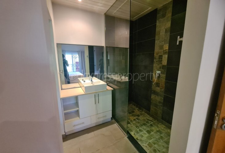 Appartement - 2 chambres - 120 m²