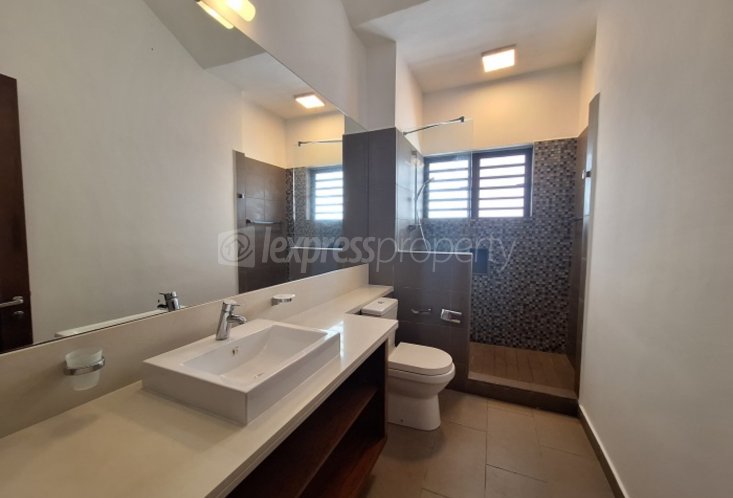 Appartement - 3 chambres - 172 m²