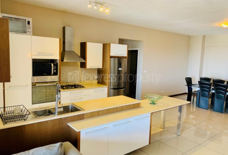 Appartement - 3 chambres - 190 m²
