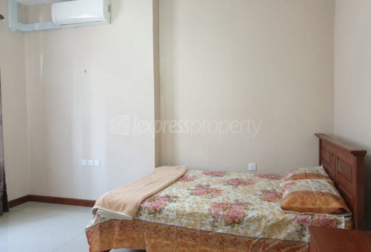Appartement - 3 chambres - 200 m²