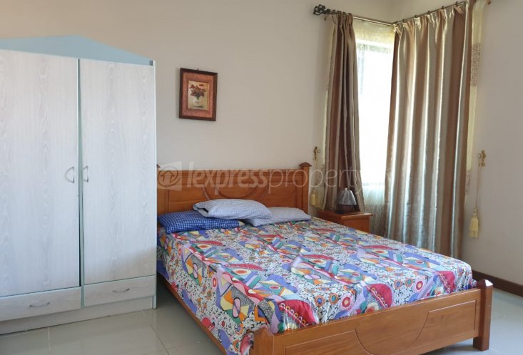 Appartement - 3 chambres - 200 m²