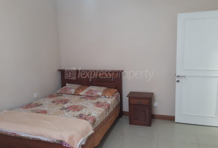 Appartement - 3 chambres - 200 m²