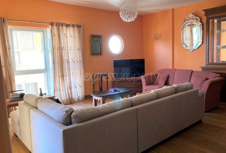 Appartement - 3 chambres - 2060 p²