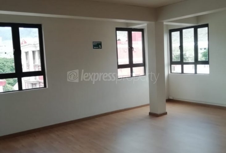 Bureau - 165 m²