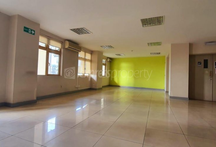 Bureau - 278 m²