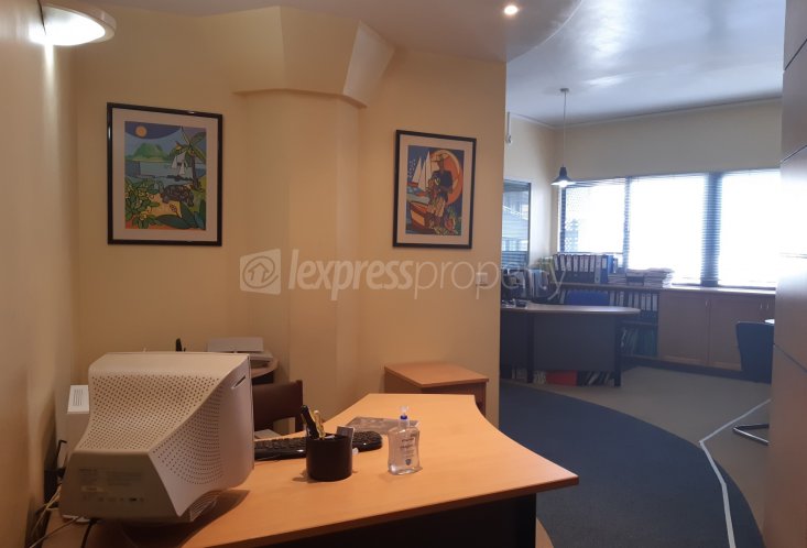 Bureau - 52 m²