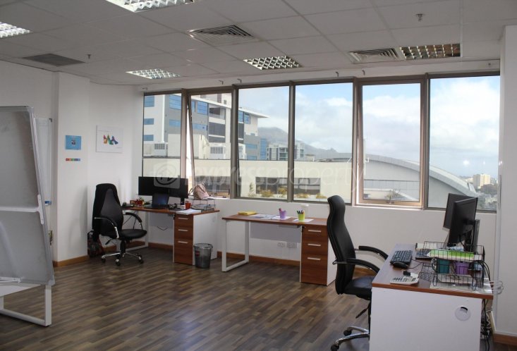 Bureau - 58 m²