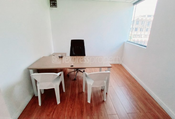 Bureau - 60 m²